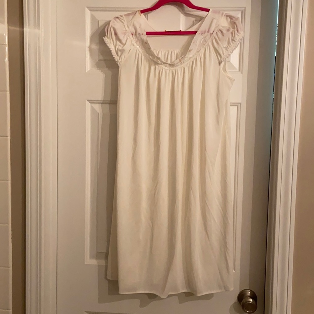 Vintage nightgown chemise slip
